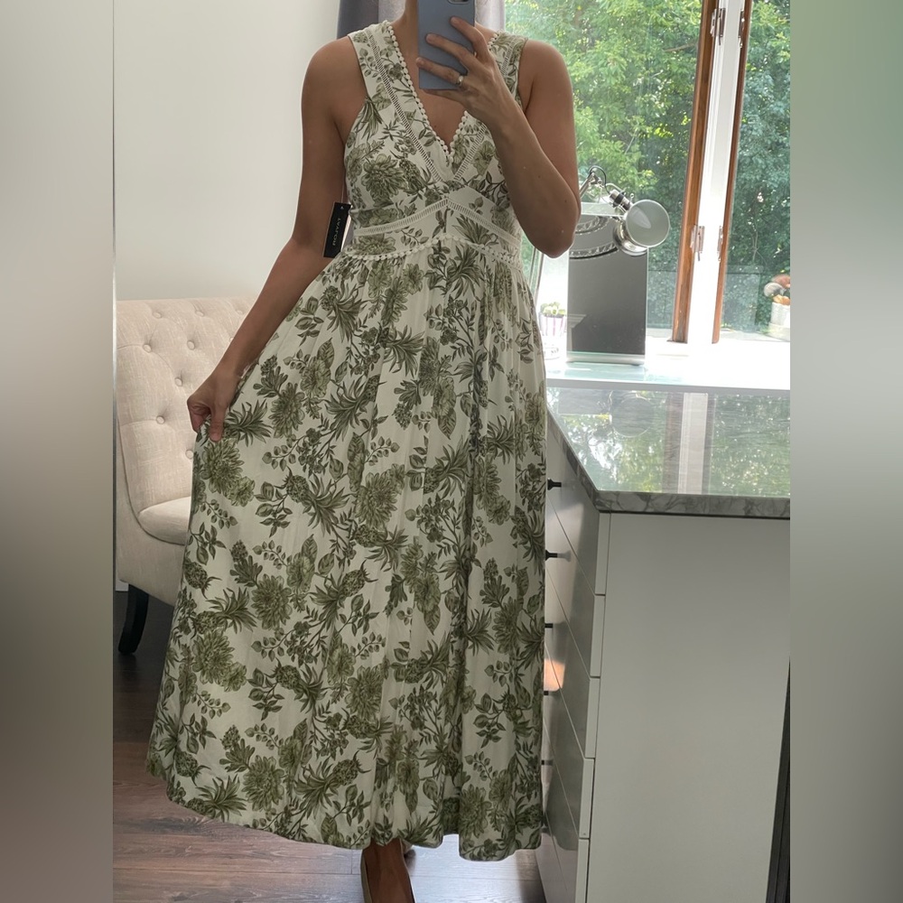 New! Green and Cream Floral Maxi Thick Straps Women’s Dress size 8